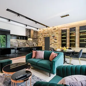 Zlota Luxury Apartment